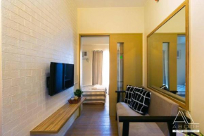 Flat CAMI: Scandustrial Design 1-BR w/ Balcony